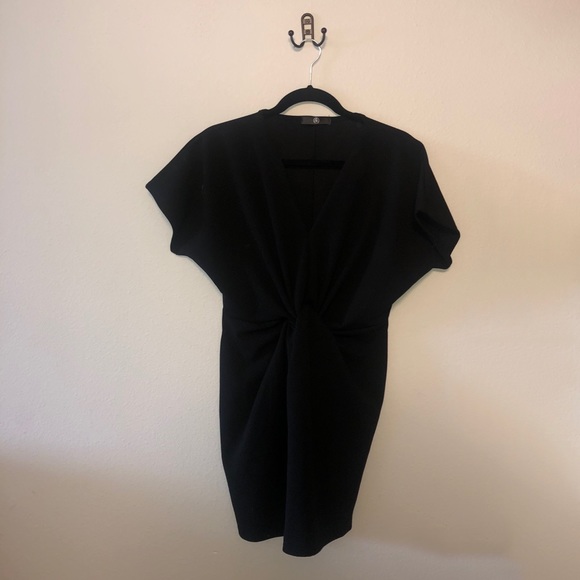 Missguided Knot Front Black Dress - Picture 3 of 3